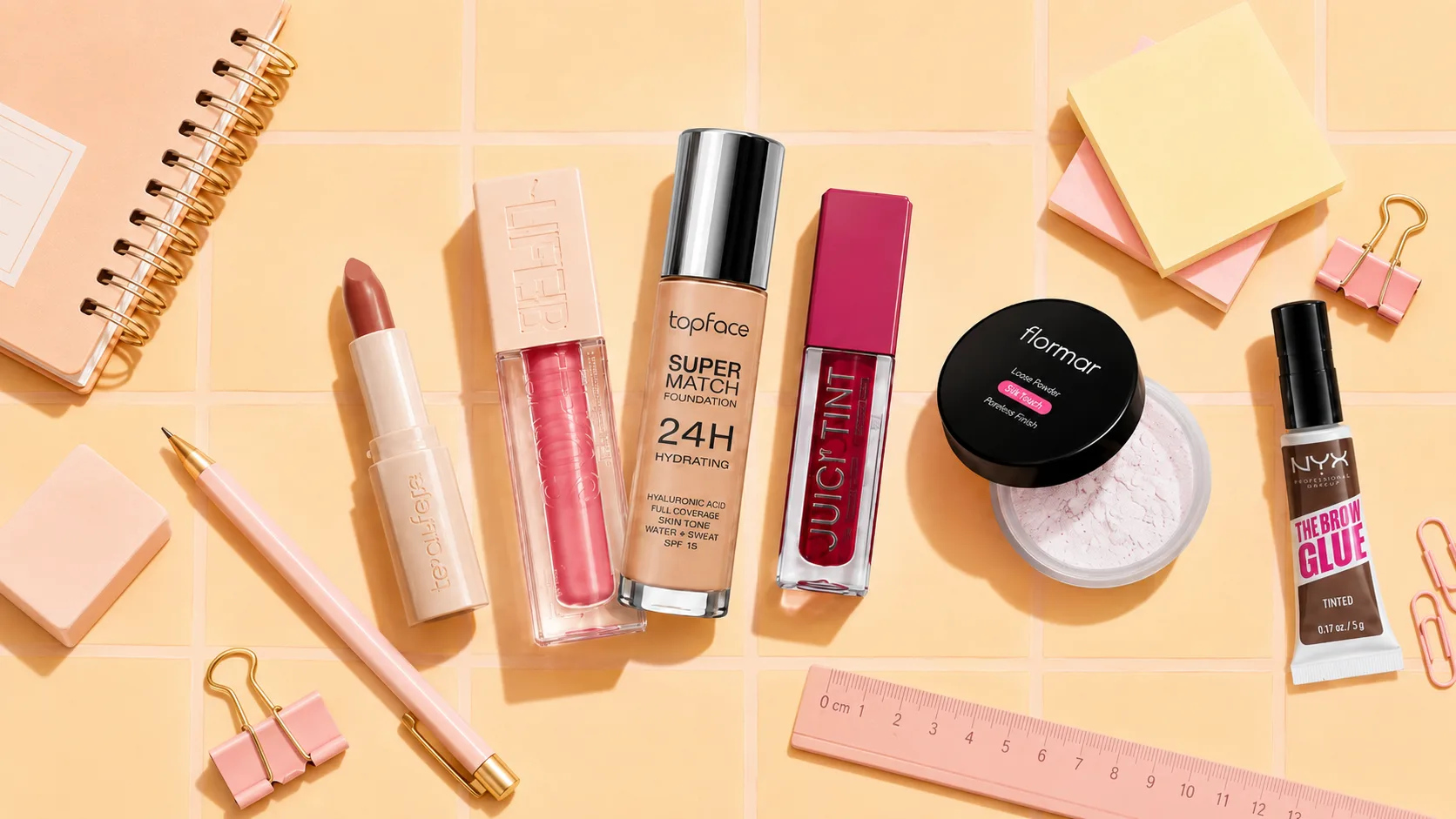 Fonds de teint, poudres et gloss de la sélection rentrée
